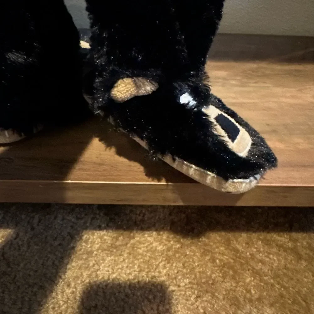 NWOT Hatley Toddler Bear Black Sock Slippers Size 5-7 (S/P)